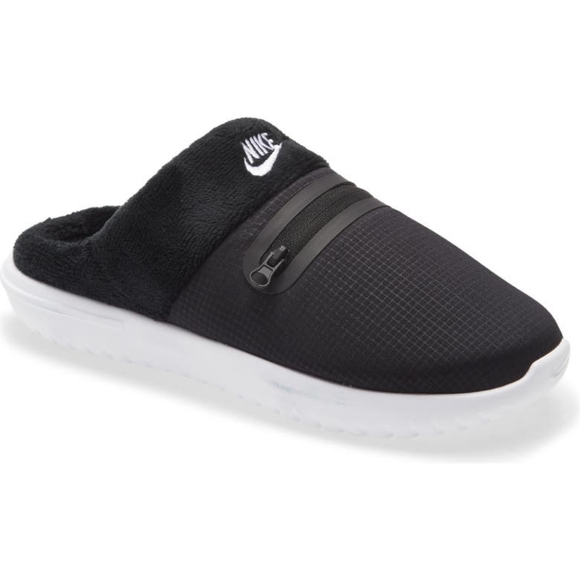 Nike Shoes - Womens Nike Burrow Slippers Size 7